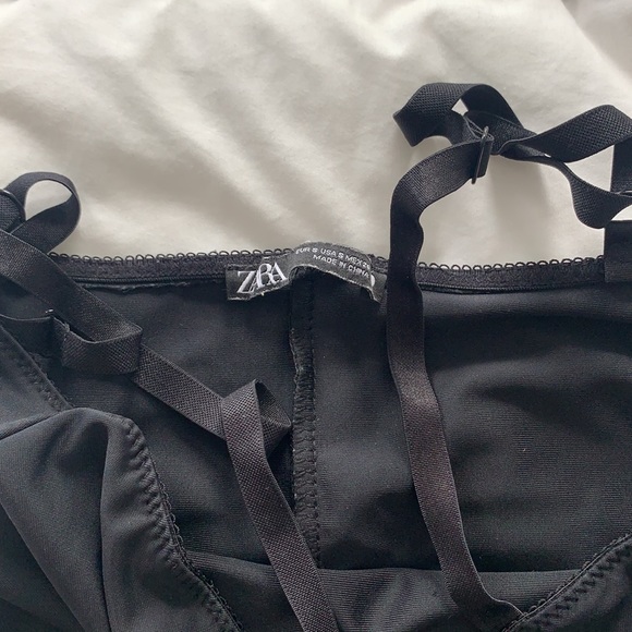 Zara Bodysuit - Picture 2 of 3